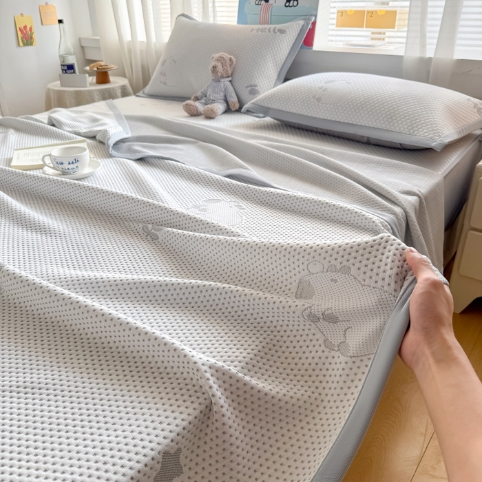 91家纺网 家纺一手货源 找家纺 水云缦 2025新款提花冰豆豆软席床笠款 卡皮巴拉-灰-床笠款