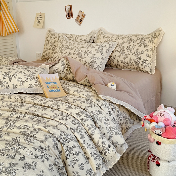 91家纺网 家纺一手货源 找家纺 斯卡诺家纺 2025新款纯棉花边双层纱夏被四件套水洗棉夏被四件套 洛可可