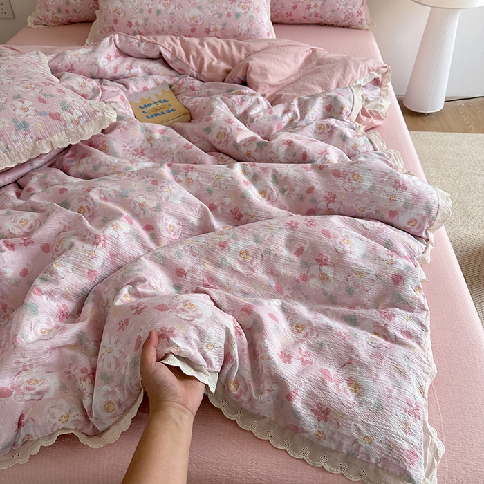 91家纺网 家纺一手货源 找家纺 斯卡诺家纺 2025新款纯棉花边双层纱夏被四件套水洗棉夏被四件套 十里桃花