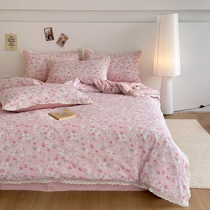 91家纺网 家纺一手货源 找家纺 斯卡诺家纺 2025新款纯棉花边双层纱夏被四件套水洗棉夏被四件套 十里桃花