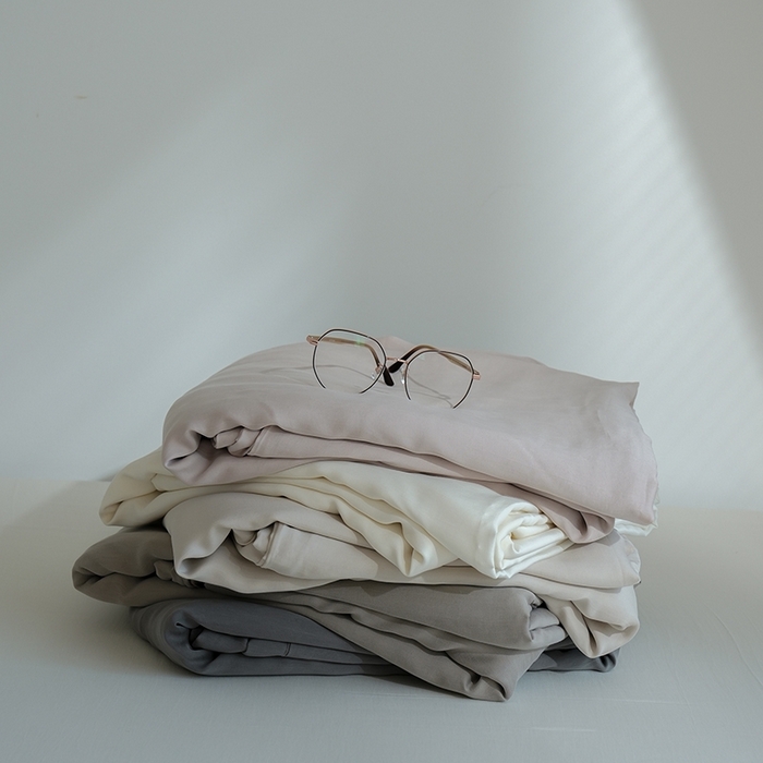 91家纺网 家纺一手货源 找家纺 简纯主义 2025春夏新款60S进口兰精天丝日系系绳四件套--山本 组合图仅供展示