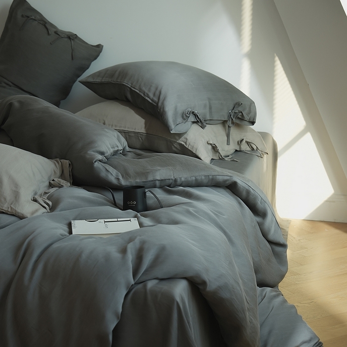 91家纺网 家纺一手货源 找家纺 简纯主义 2025春夏新款60S进口兰精天丝日系系绳四件套--山本 山本-黑暮