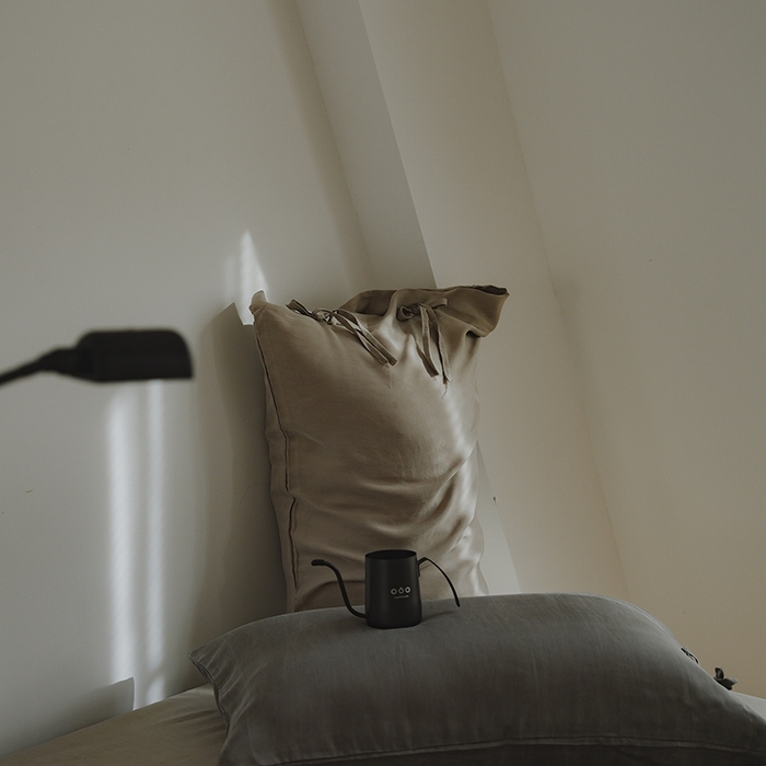 91家纺网 家纺一手货源 找家纺 简纯主义 2025春夏新款60S进口兰精天丝日系系绳四件套--山本 山本-苦茶