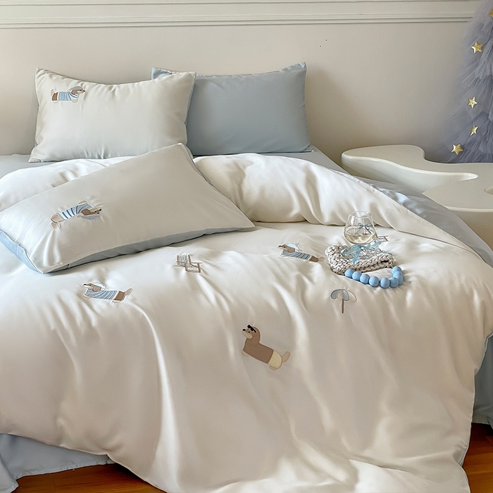 91家纺网 家纺一手货源 找家纺 圆岛家纺 2025新款60S萌宠系列四件套 度假小狗