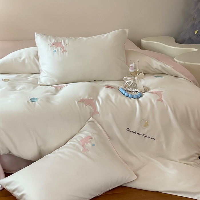 91家纺网 家纺一手货源 找家纺 圆岛家纺 2025新款60S萌宠系列四件套 海豚湾