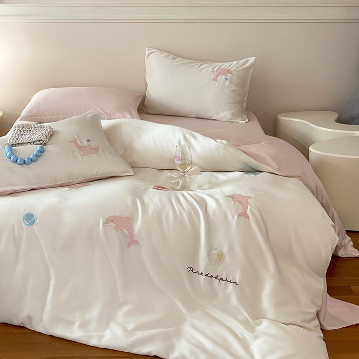 91家纺网 家纺一手货源 找家纺 圆岛家纺 2025新款60S萌宠系列四件套 海豚湾