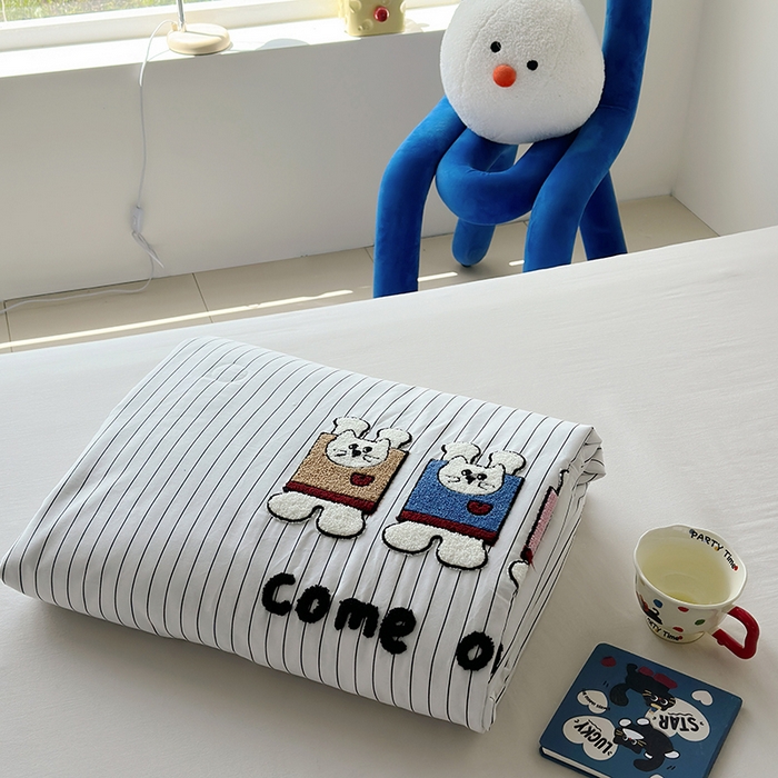 91家纺网 家纺一手货源 找家纺 怡家居 2025新款全棉印加绣夏被夏凉被空调被四件套 举手兔咖