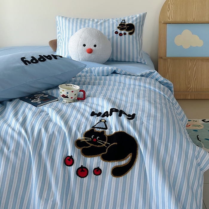 91家纺网 家纺一手货源 找家纺 怡家居 2025新款全棉印加绣夏被夏凉被空调被四件套 快乐黑猫