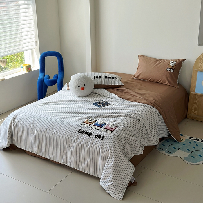 91家纺网 家纺一手货源 找家纺 怡家居 2025新款全棉印加绣夏被夏凉被空调被四件套 举手兔咖