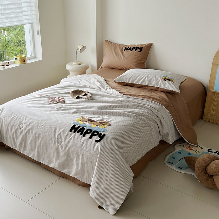 91家纺网 家纺一手货源 找家纺 怡家居 2025新款全棉印加绣夏被夏凉被空调被四件套 小旺仔