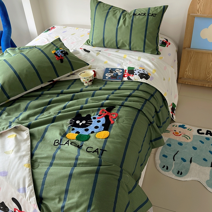 91家纺网 家纺一手货源 找家纺 怡家居 2025新款全棉印加绣夏被夏凉被空调被四件套 呆萌小猫