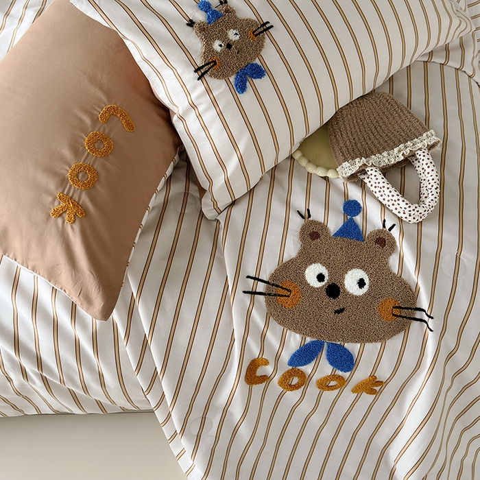 91家纺网 家纺一手货源 找家纺 怡家居 2025新款全棉印加绣夏被夏凉被空调被四件套 熊小萌