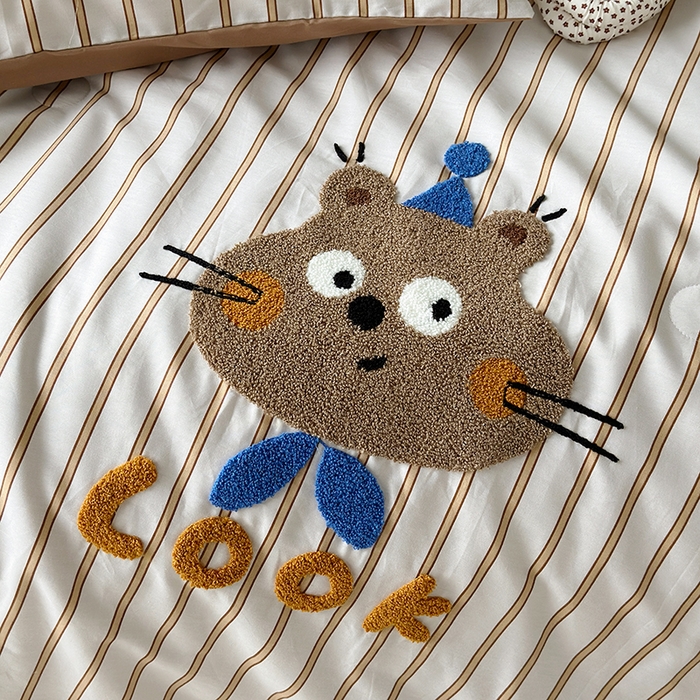 91家纺网 家纺一手货源 找家纺 怡家居 2025新款全棉印加绣夏被夏凉被空调被四件套 熊小萌