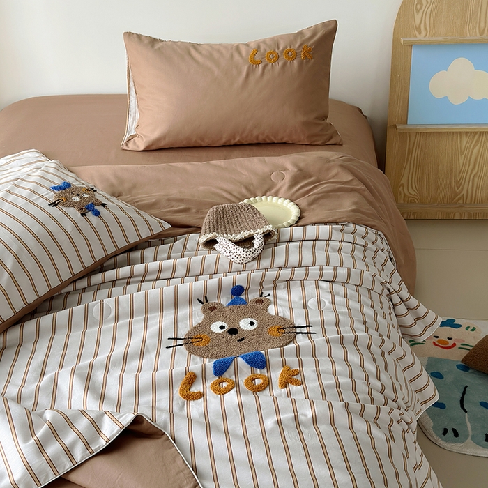 91家纺网 家纺一手货源 找家纺 怡家居 2025新款全棉印加绣夏被夏凉被空调被四件套 熊小萌