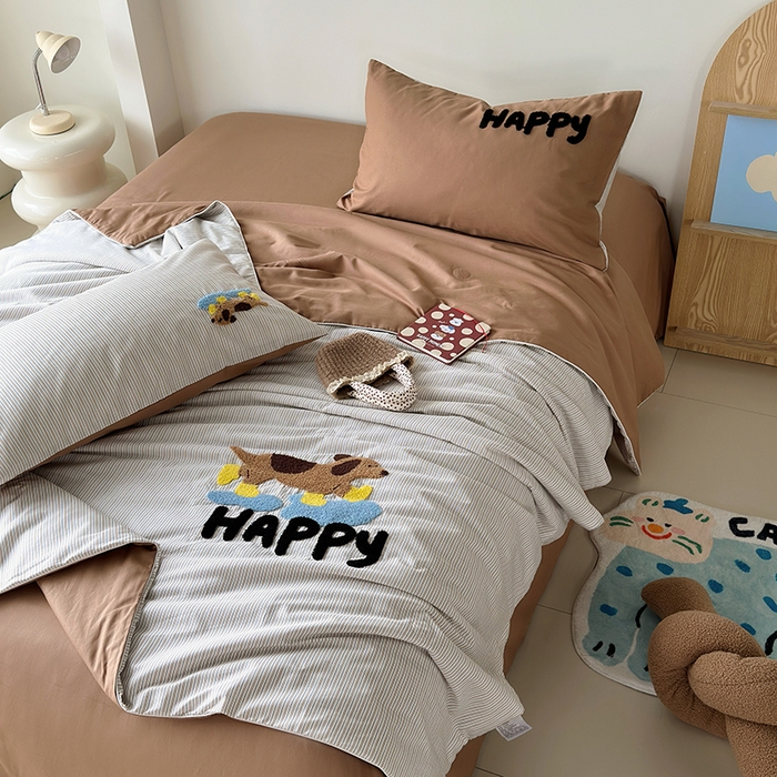 91家纺网 家纺一手货源 找家纺 怡家居 2025新款全棉印加绣夏被夏凉被空调被四件套 小旺仔