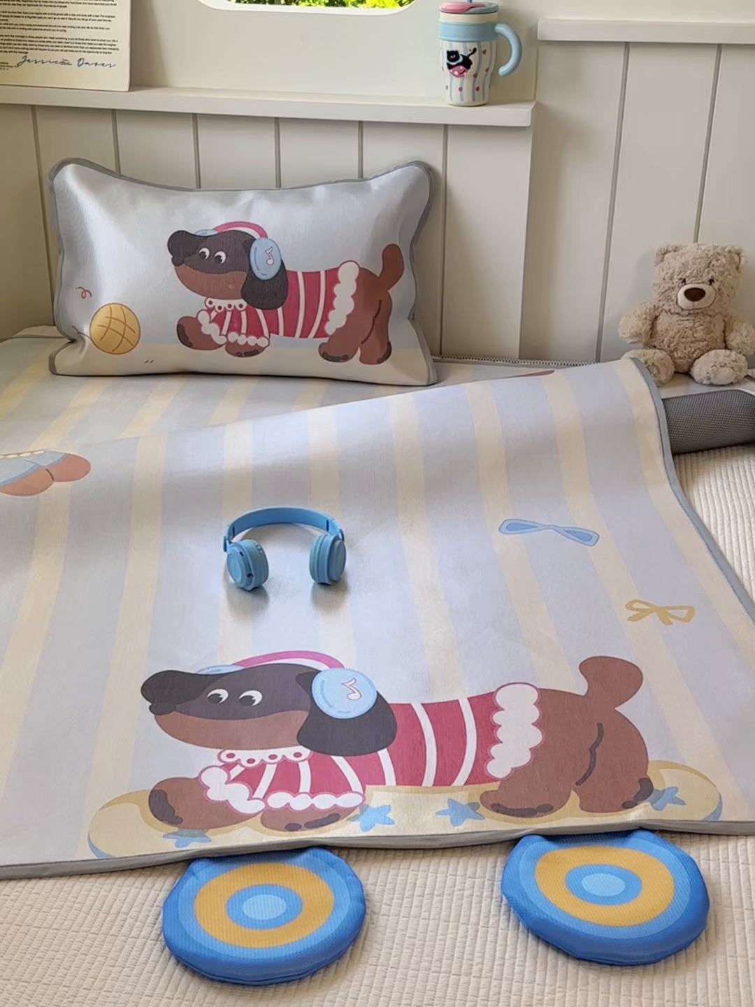 91家纺网 家纺一手货源 找家纺 澳萝拉 2025新款亲肤舒适异形冰藤席凉席席子-数码印花系列 滑板狗(床席款）