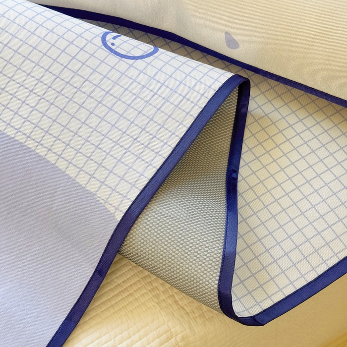 91家纺网 家纺一手货源 找家纺 澳萝拉 2025新款亲肤舒适异形冰藤席凉席席子-数码印花系列 熊熊乐园(床席款）