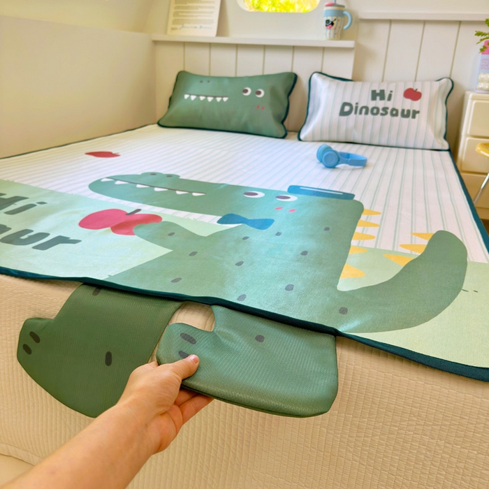 91家纺网 家纺一手货源 找家纺 澳萝拉 2025新款亲肤舒适异形冰藤席凉席席子-数码印花系列 萌萌龙龙(床席款）