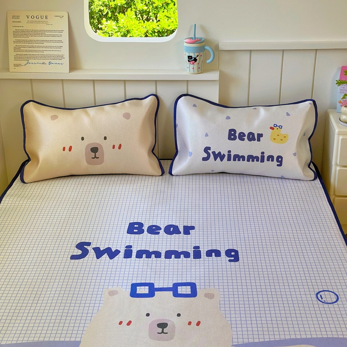 91家纺网 家纺一手货源 找家纺 澳萝拉 2025新款亲肤舒适异形冰藤席凉席席子-数码印花系列 熊熊乐园(床席款）