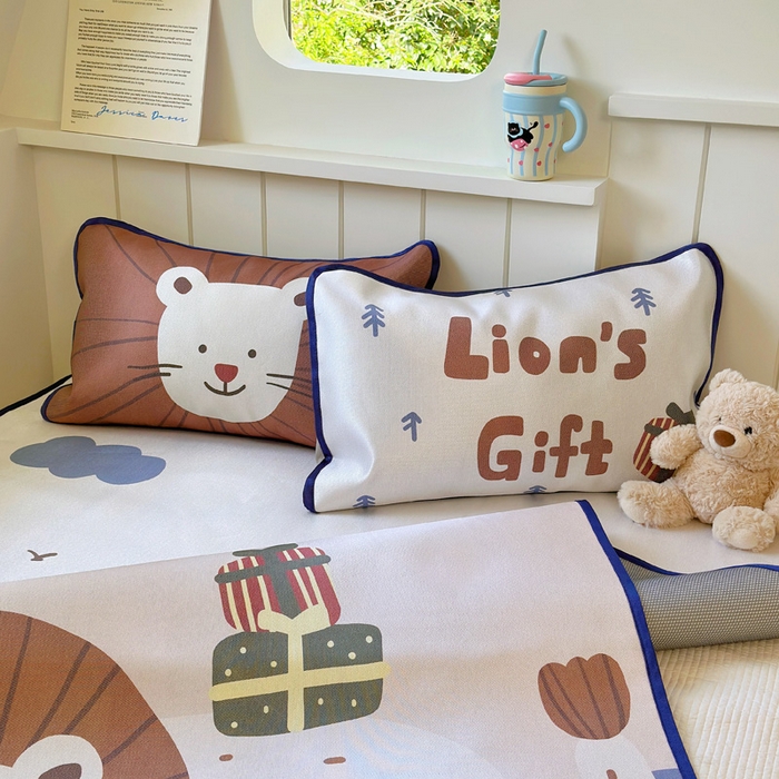 91家纺网 家纺一手货源 找家纺 澳萝拉 2025新款亲肤舒适异形冰藤席凉席席子-数码印花系列 狮狮如意(床席款）