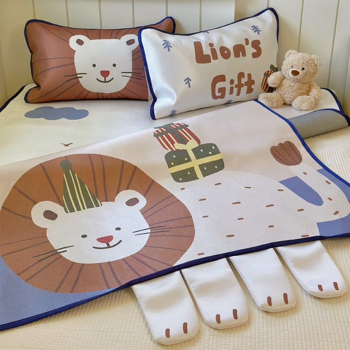 91家纺网 家纺一手货源 找家纺 澳萝拉 2025新款亲肤舒适异形冰藤席凉席席子-数码印花系列 狮狮如意(床席款）