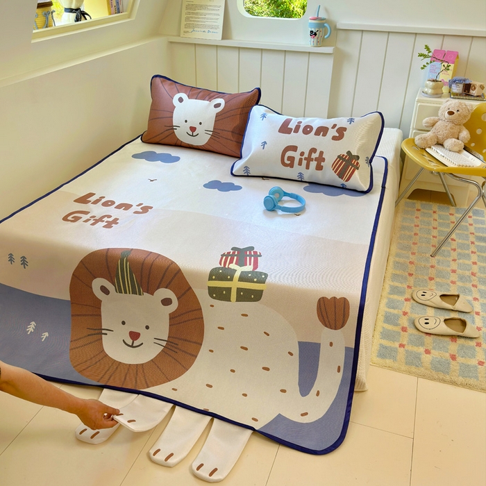 91家纺网 家纺一手货源 找家纺 澳萝拉 2025新款亲肤舒适异形冰藤席凉席席子-数码印花系列 狮狮如意(床席款）