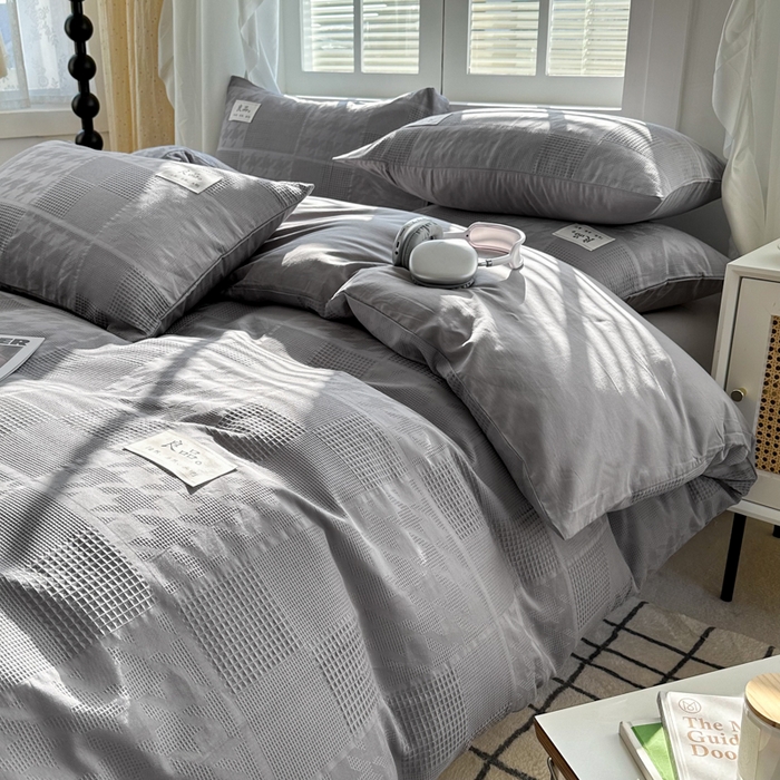 91家纺网 家纺一手货源 找家纺 眠博士 2025新款60支高密全棉提花华夫格麦穗款四件套 华夫格-方格灰