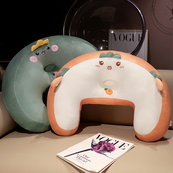 91家纺网 家纺一手货源 找家纺 仟亿莱2025新款卡通追剧手游垫枕 手游恐龙