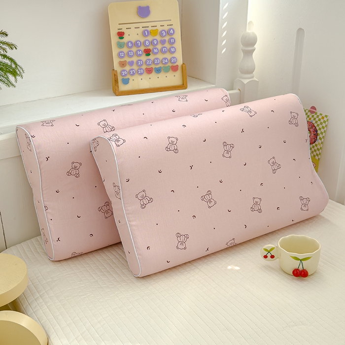 91家纺网 家纺一手货源 找家纺 良佐生活 2025新款高支高密全棉乳胶枕套 粉小熊