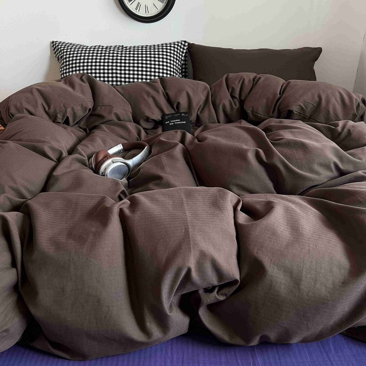 91家纺网 家纺一手货源 找家纺 蜜宿 2025新款全棉人字纹四件套-椰椰紫萝 椰椰紫萝（黑小格混搭深棕）