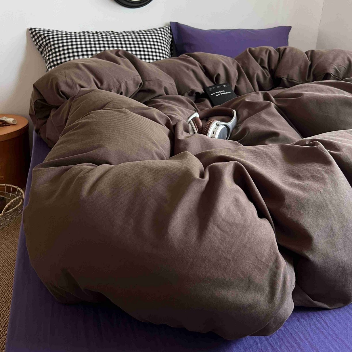 91家纺网 家纺一手货源 找家纺 蜜宿 2025新款全棉人字纹四件套-椰椰紫萝 椰椰紫萝（黑小格混搭紫萝）