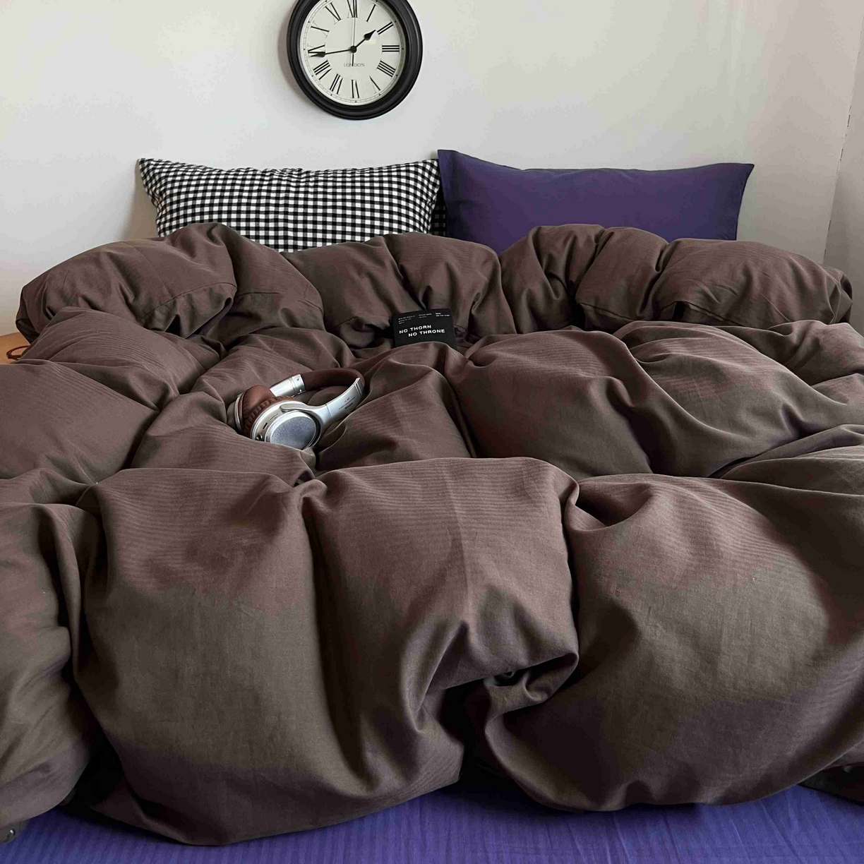 91家纺网 家纺一手货源 找家纺 蜜宿 2025新款全棉人字纹四件套-椰椰紫萝 椰椰紫萝（黑小格混搭紫萝）