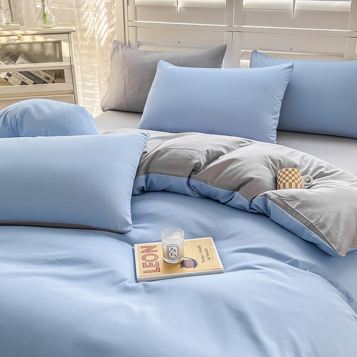 91家纺网 家纺一手货源 找家纺 啊雅家居 2025新款学生宿舍双拼磨毛被套床单床笠单品三件套四件套 天空兰加浅灰