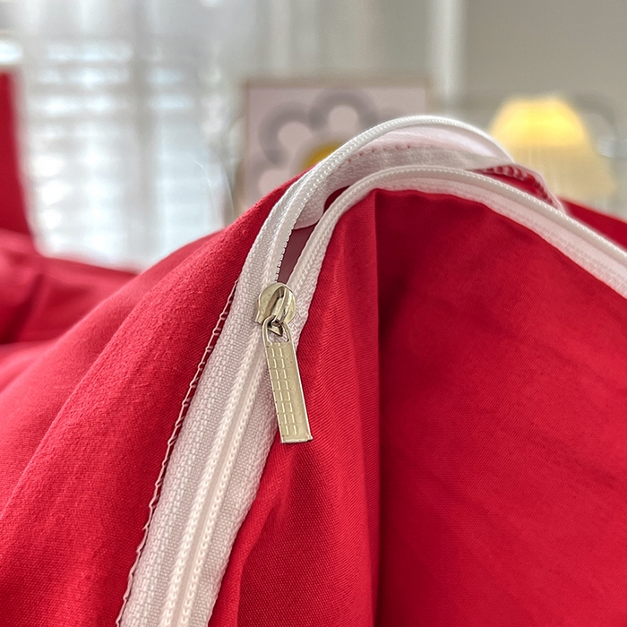 91家纺网 家纺一手货源 找家纺 啊雅家居 2025新款学生宿舍双拼磨毛被套床单床笠单品三件套四件套 红色