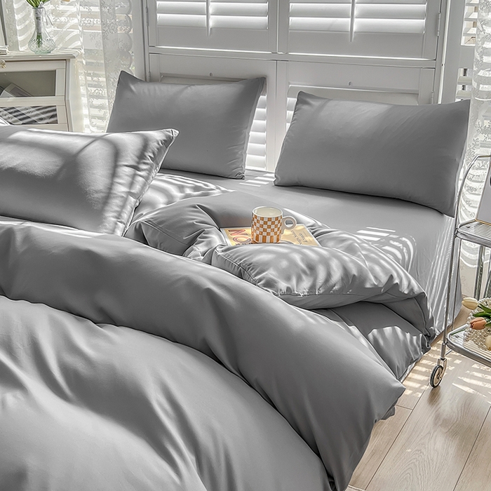 91家纺网 家纺一手货源 找家纺 啊雅家居 2025新款学生宿舍双拼磨毛被套床单床笠单品三件套四件套 浅灰