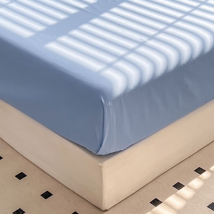 91家纺网 家纺一手货源 找家纺 啊雅家居 2025新款学生宿舍双拼磨毛被套床单床笠单品三件套四件套 天空兰