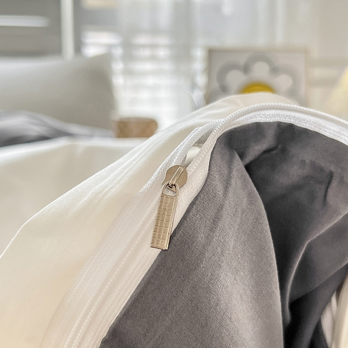 91家纺网 家纺一手货源 找家纺 啊雅家居 2025新款学生宿舍双拼磨毛被套床单床笠单品三件套四件套 米白加深灰