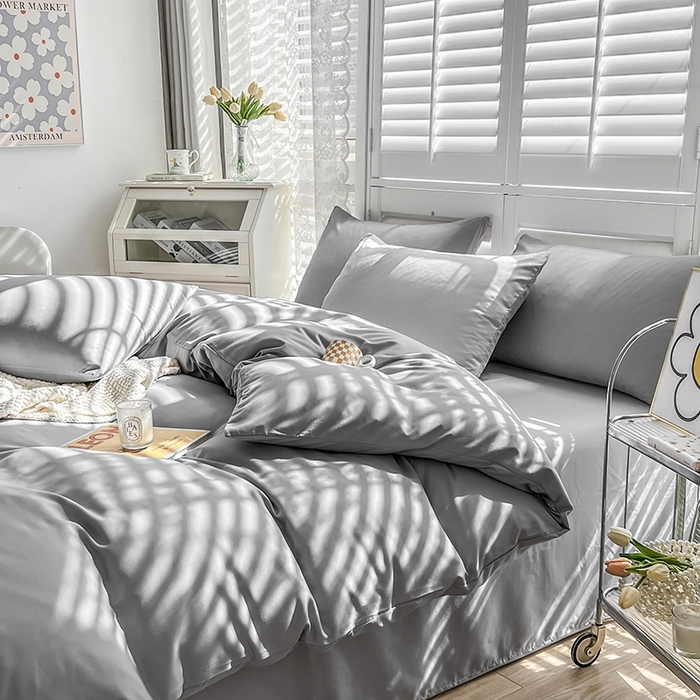 91家纺网 家纺一手货源 找家纺 啊雅家居 2025新款学生宿舍双拼磨毛被套床单床笠单品三件套四件套 浅灰