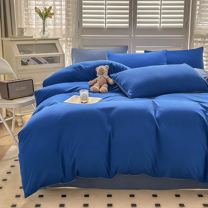 91家纺网 家纺一手货源 找家纺 啊雅家居 2025新款学生宿舍双拼磨毛被套床单床笠单品三件套四件套 克莱因蓝加浅蓝灰