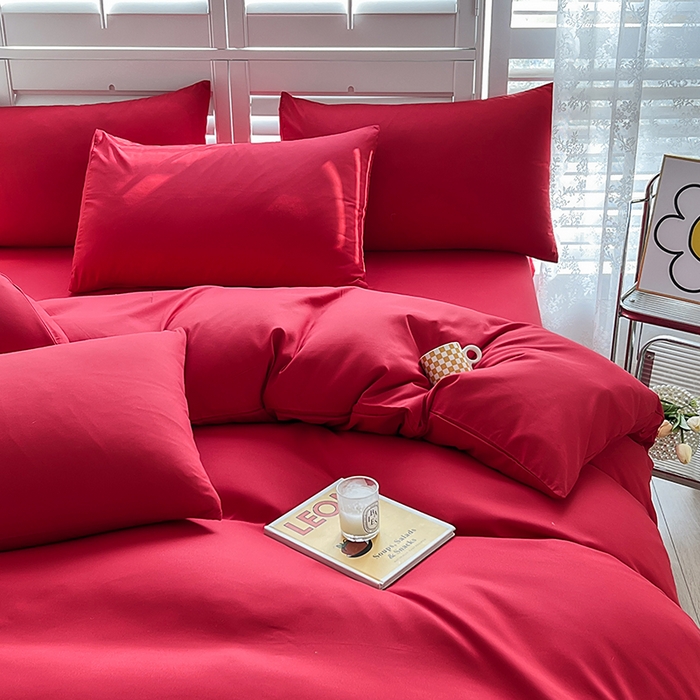 91家纺网 家纺一手货源 找家纺 啊雅家居 2025新款学生宿舍双拼磨毛被套床单床笠单品三件套四件套 红色