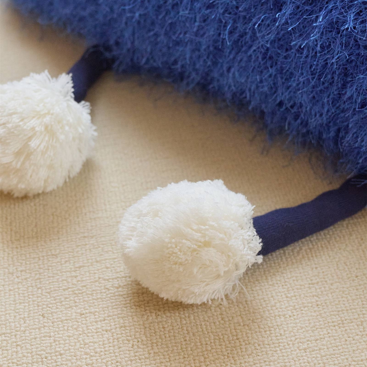 91家纺网 家纺一手货源 找家纺 暖绵绵家纺 2025新款枕头枕芯-蓝焰 45*45cm【最低零售价：98元】 蓝焰-电兰