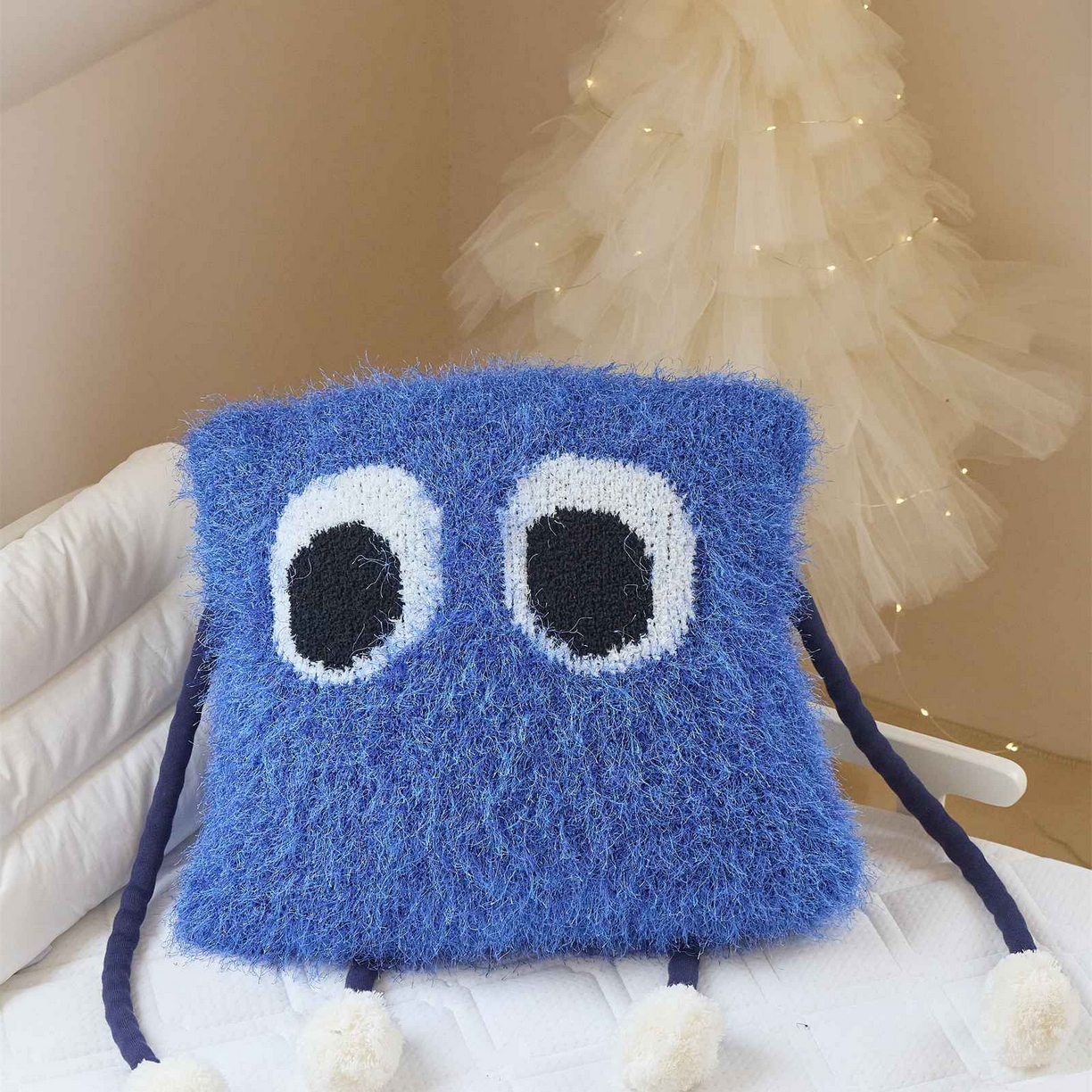 91家纺网 家纺一手货源 找家纺 暖绵绵家纺 2025新款枕头枕芯-蓝焰 45*45cm【最低零售价：98元】 蓝焰-电兰