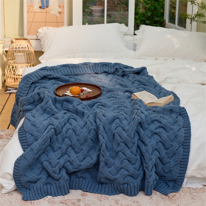 91家纺网 家纺一手货源 找家纺 （总）暖绵绵家纺 2025新款腈纶枕头枕芯-佩诗亚【最低零售价：168元】