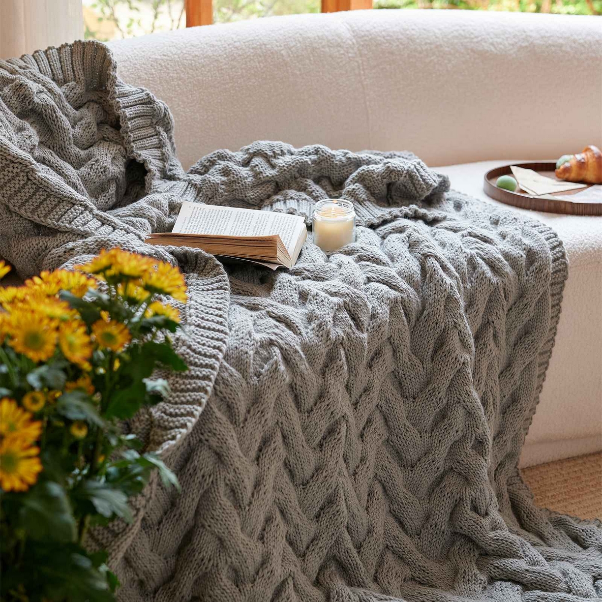 91家纺网 家纺一手货源 找家纺 暖绵绵家纺 2025新款腈纶枕头枕芯-佩诗亚【最低零售价：168元】 佩诗亚-浅灰