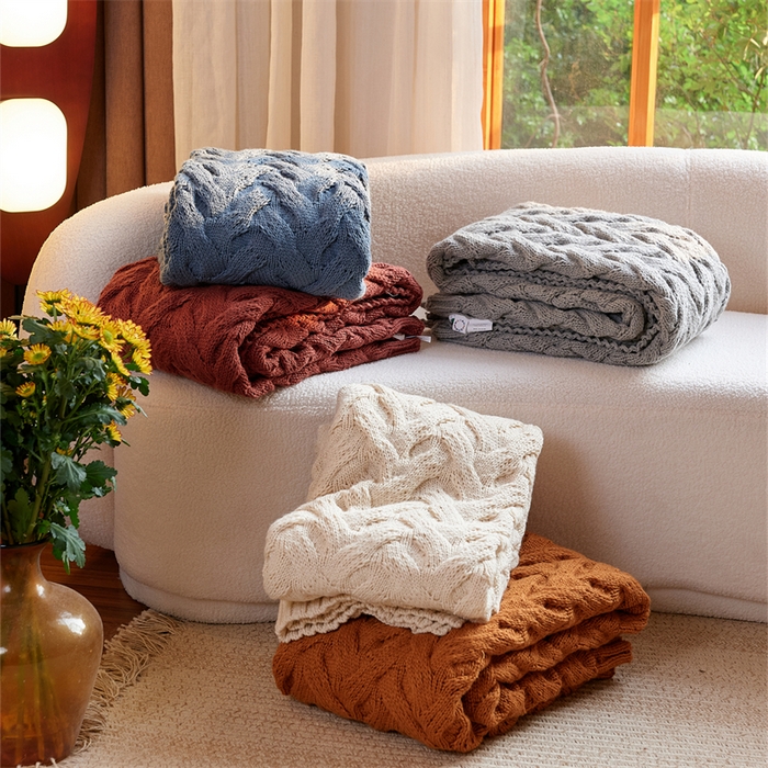 91家纺网 家纺一手货源 找家纺 暖绵绵家纺 2025新款腈纶枕头枕芯-佩诗亚【最低零售价：168元】 佩诗亚-杏色