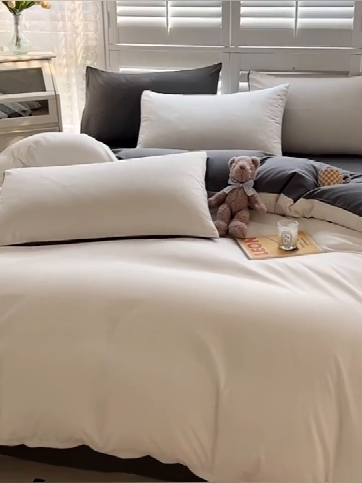 91家纺网 家纺一手货源 找家纺 啊雅家居 2025新款学生宿舍双拼磨毛被套床单床笠单品三件套四件套 米白加深灰