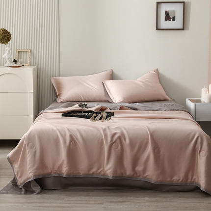 91家纺网 家纺一手货源 找家纺 （总）眷恋家纺 2025春夏新款双拼纯色60天丝夏被四件套