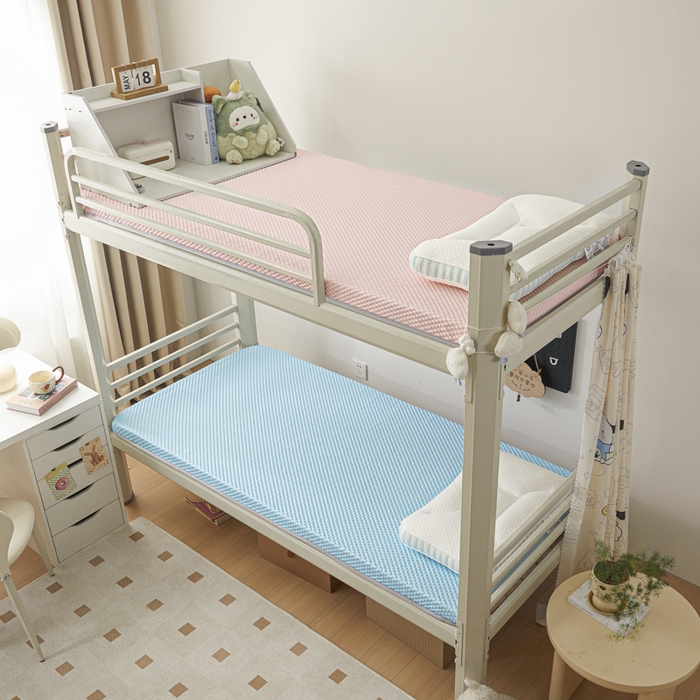 91家纺网 家纺一手货源 找家纺 暖季家纺 2025新款学生宿舍凉席按摩冰感豆豆冰丝席地铺地垫 凉豆豆粉色