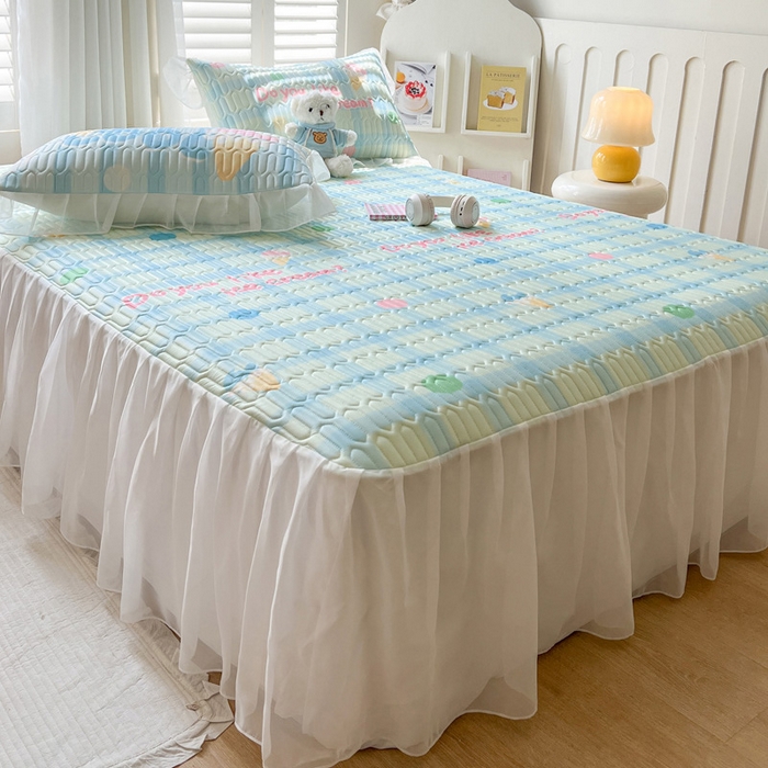 91家纺网 家纺一手货源 找家纺 （总）沐慕 2025新款床裙款凉感丝凉席三件套