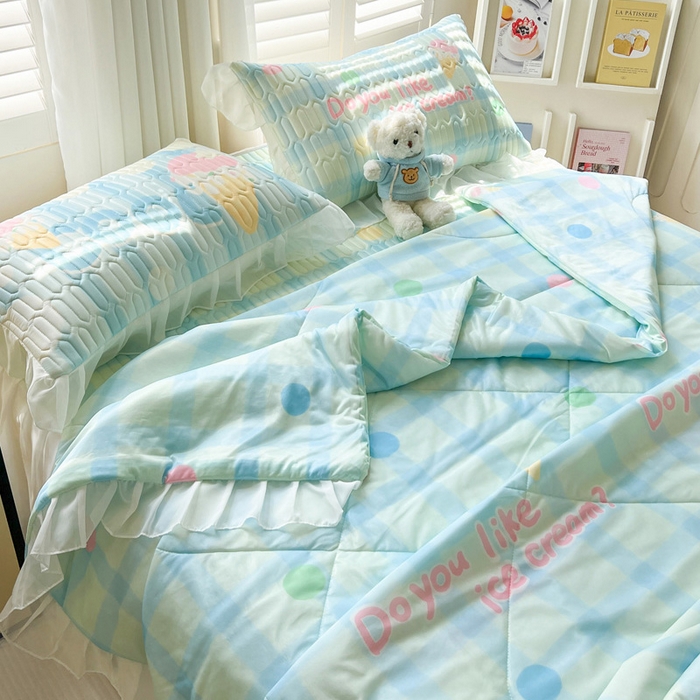 91家纺网 家纺一手货源 找家纺 沐慕 2025新款床裙款凉感丝凉席三件套 床裙-多巴胺